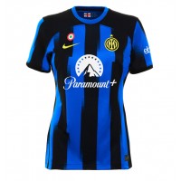 Fotbalové Dres Inter Milan Denzel Dumfries #2 Dámské Domácí 2023-24 Krátký Rukáv